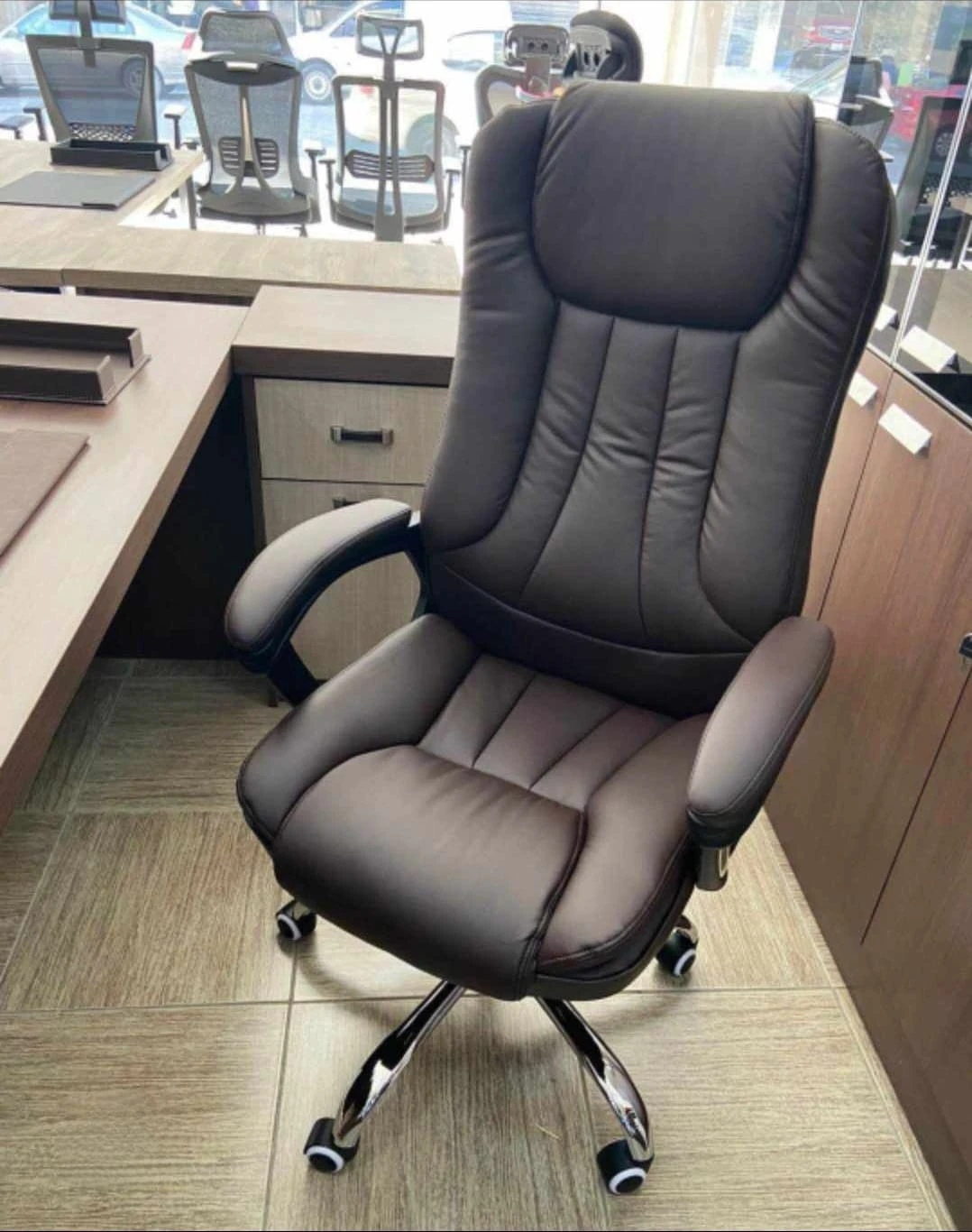 Modern & Comfortable Medical Chair