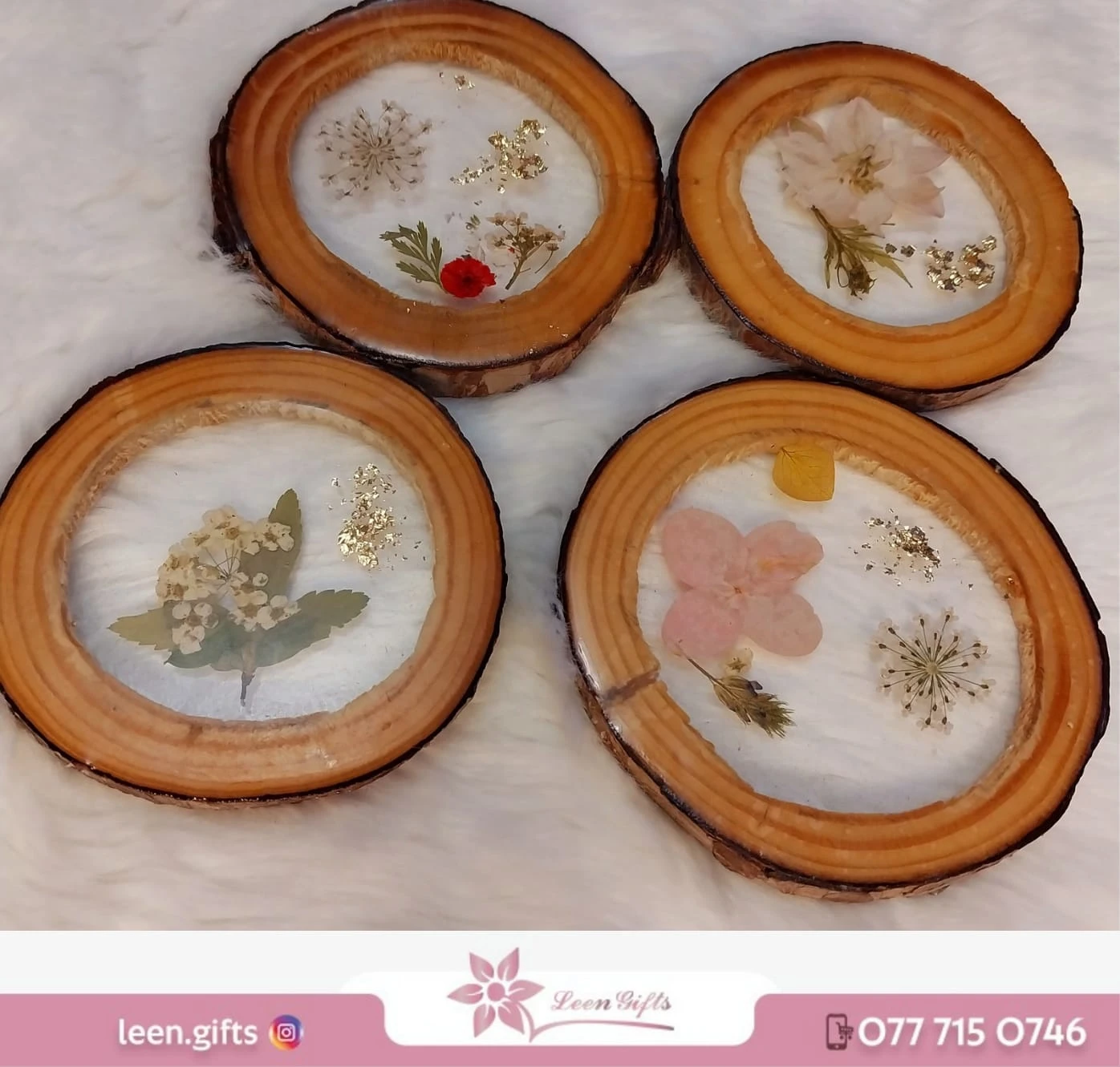 Multi-Colored Coaster with Natural Flowers – A Touch of Nature and Elegance!