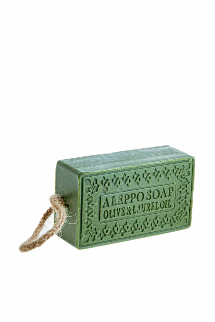 🧼 Aleppo Soap – Natural Skin Care & Moisturizing