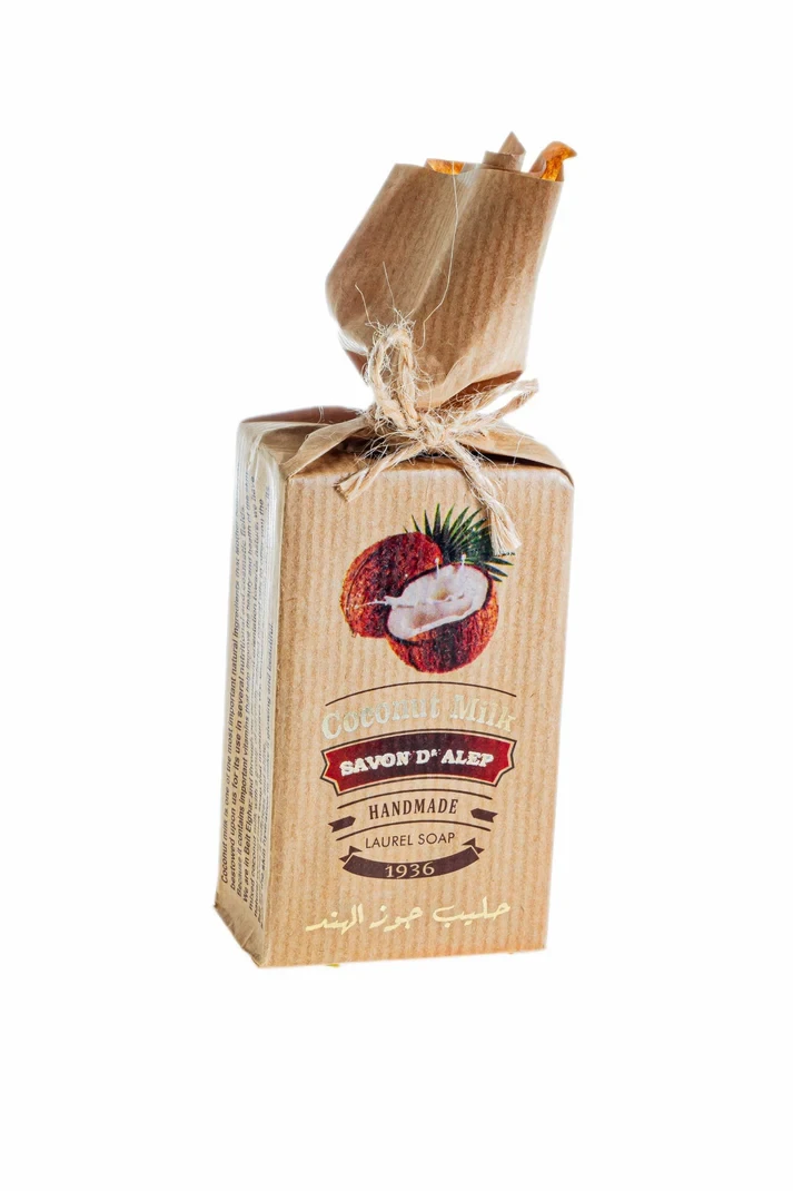 🥥 Coconut Milk Soap – Deep Care for Dry Skin & Damaged Hair (30% Coconut Milk)
