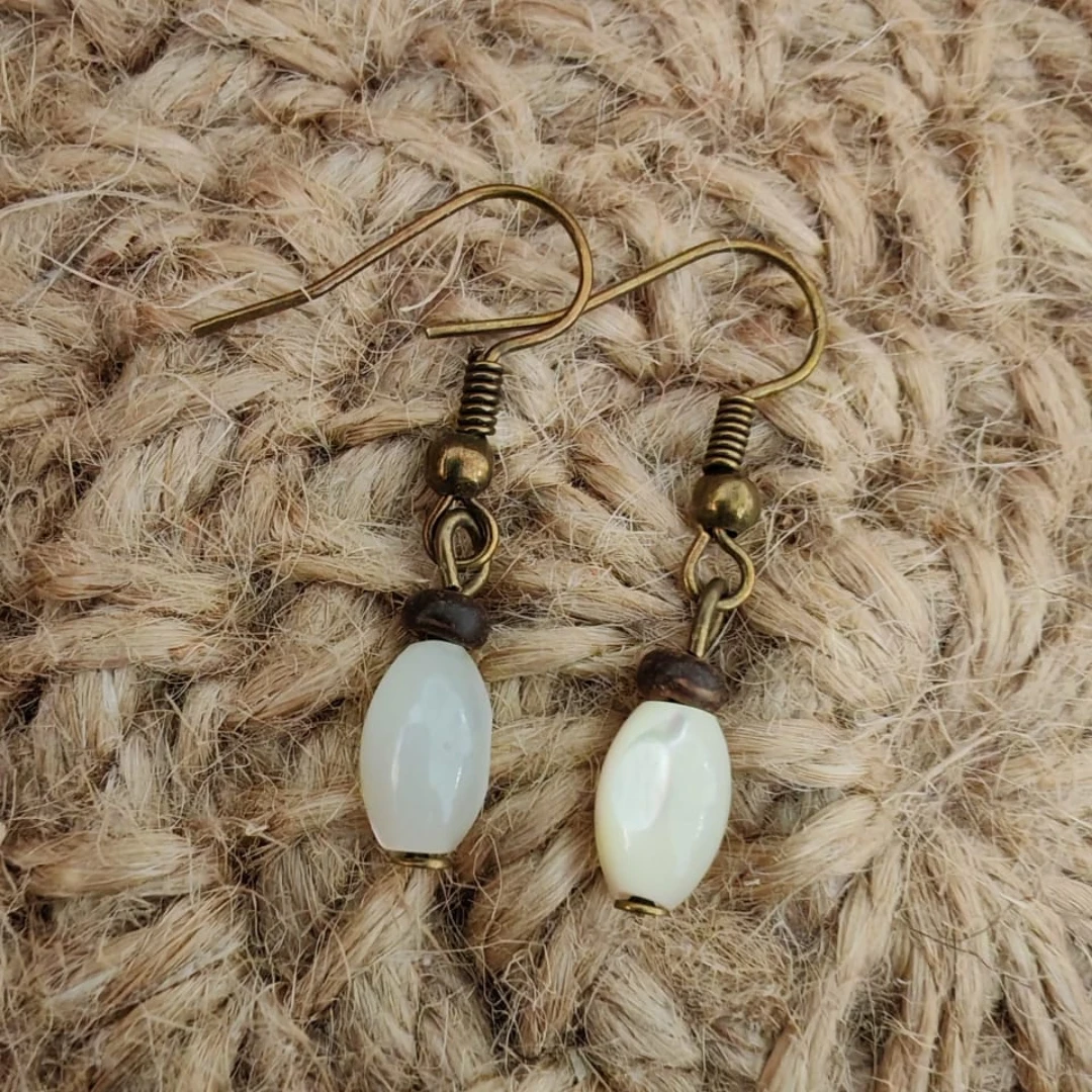 Upcycled Earrings from Antique Shell Prayer Beads – Unique Design with Wooden Ac