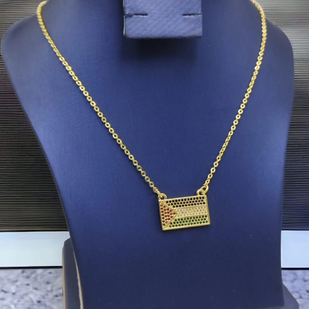 Elegant Gold/Silver Plated Necklace for Women – Luxury Design, Tarnish-Resistant