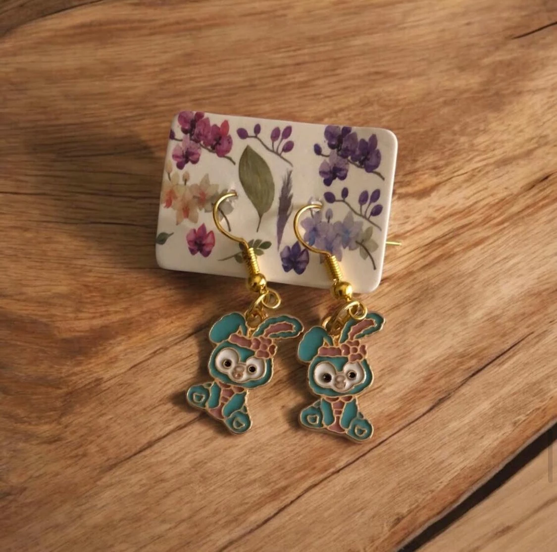 ✨ Handmade Earrings – An Elegant Artistic Touch ✨