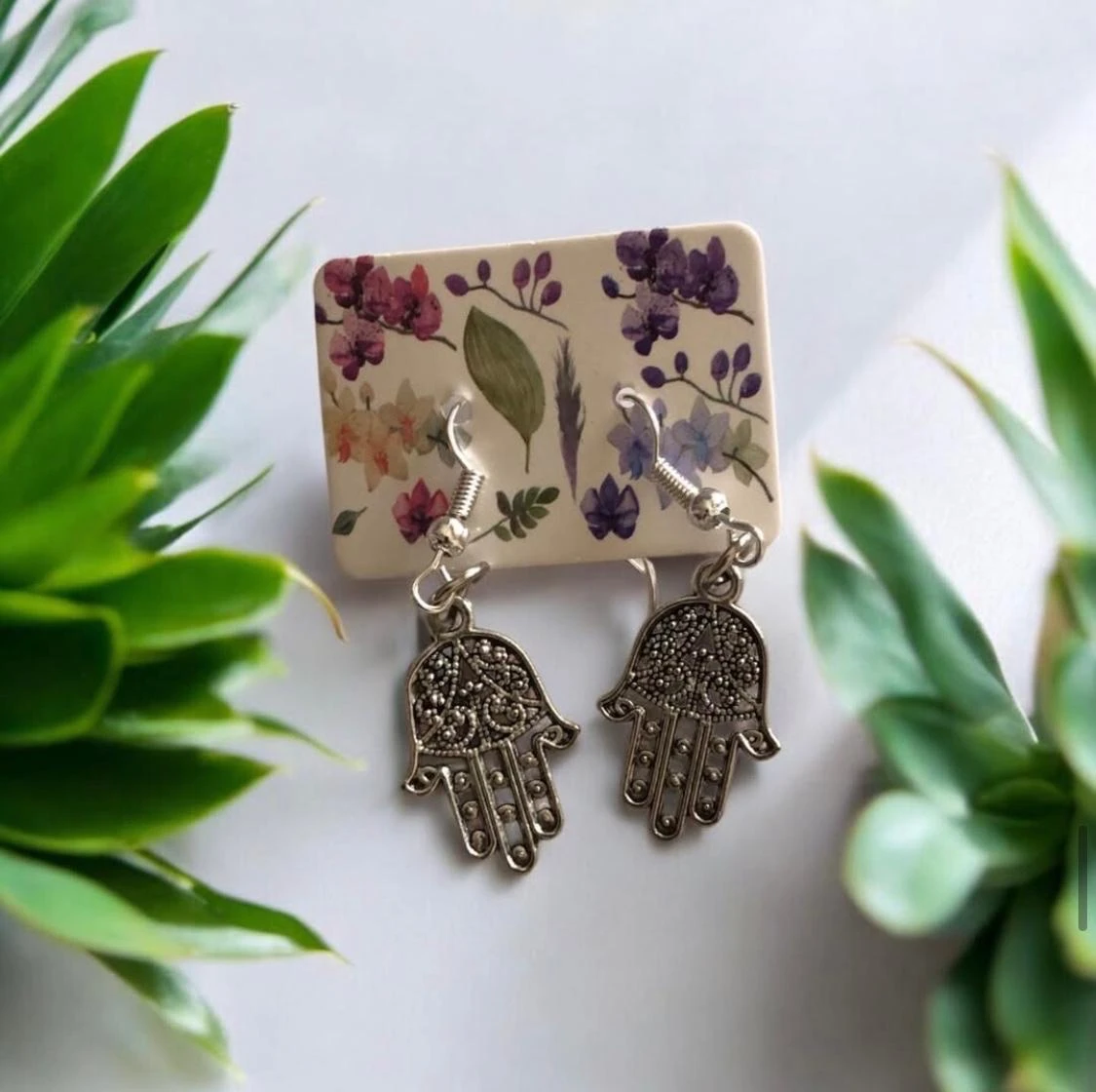 ✨ Handmade Earrings – An Elegant Artistic Touch ✨