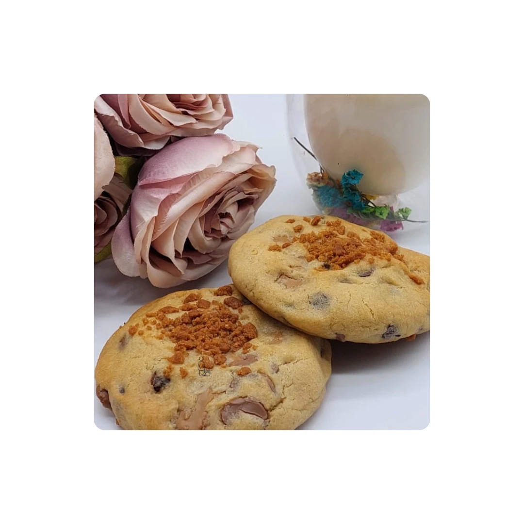 🍪 Lotus Cookies – A Rich Flavor That Captivates the Senses
