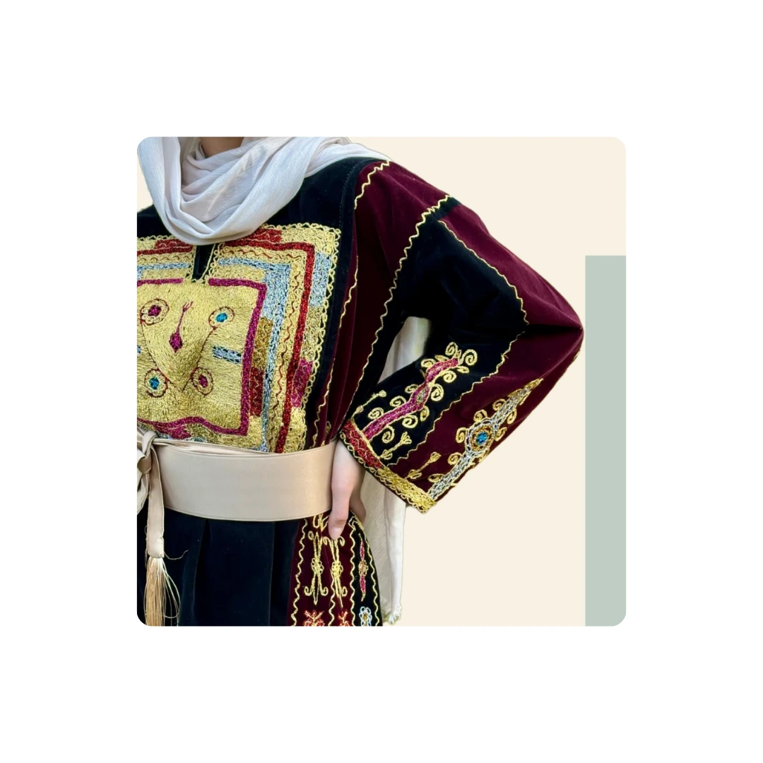 Hand-Embroidered Malaka Thobe – Pre-loved, Excellent Condition