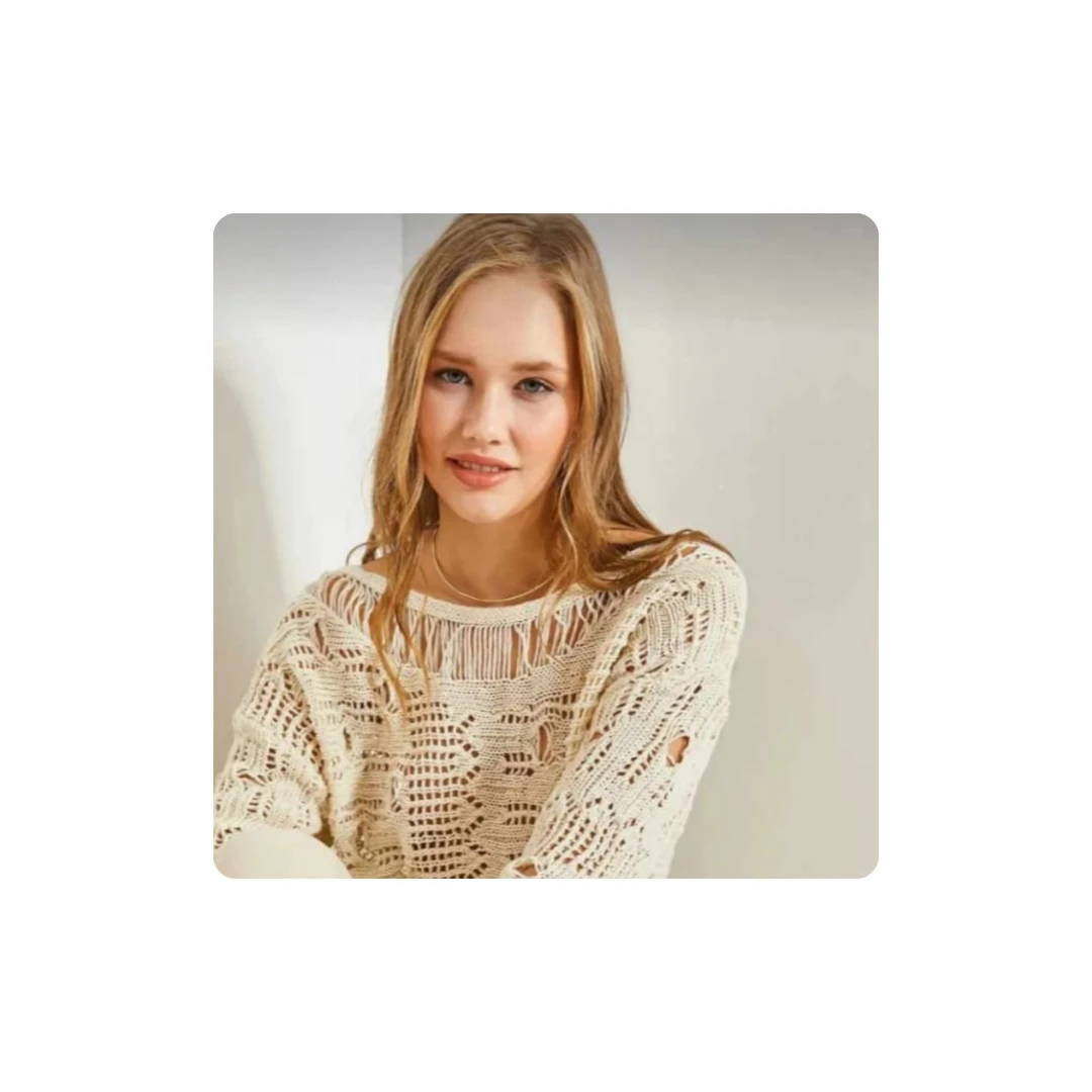 🧶 Free Size Knitted Blouse – A Cozy Touch & Everyday Elegance