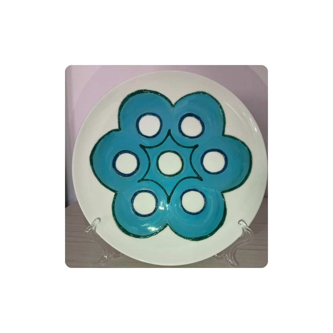Plates with Unique Designs for Your Special Occasions